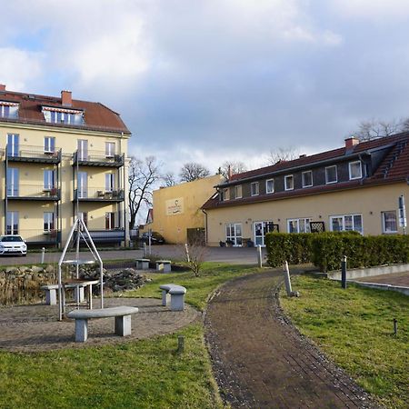 Einraumapartment Im Erdgeschoss Mit Seeblick Rheinsberg Εξωτερικό φωτογραφία