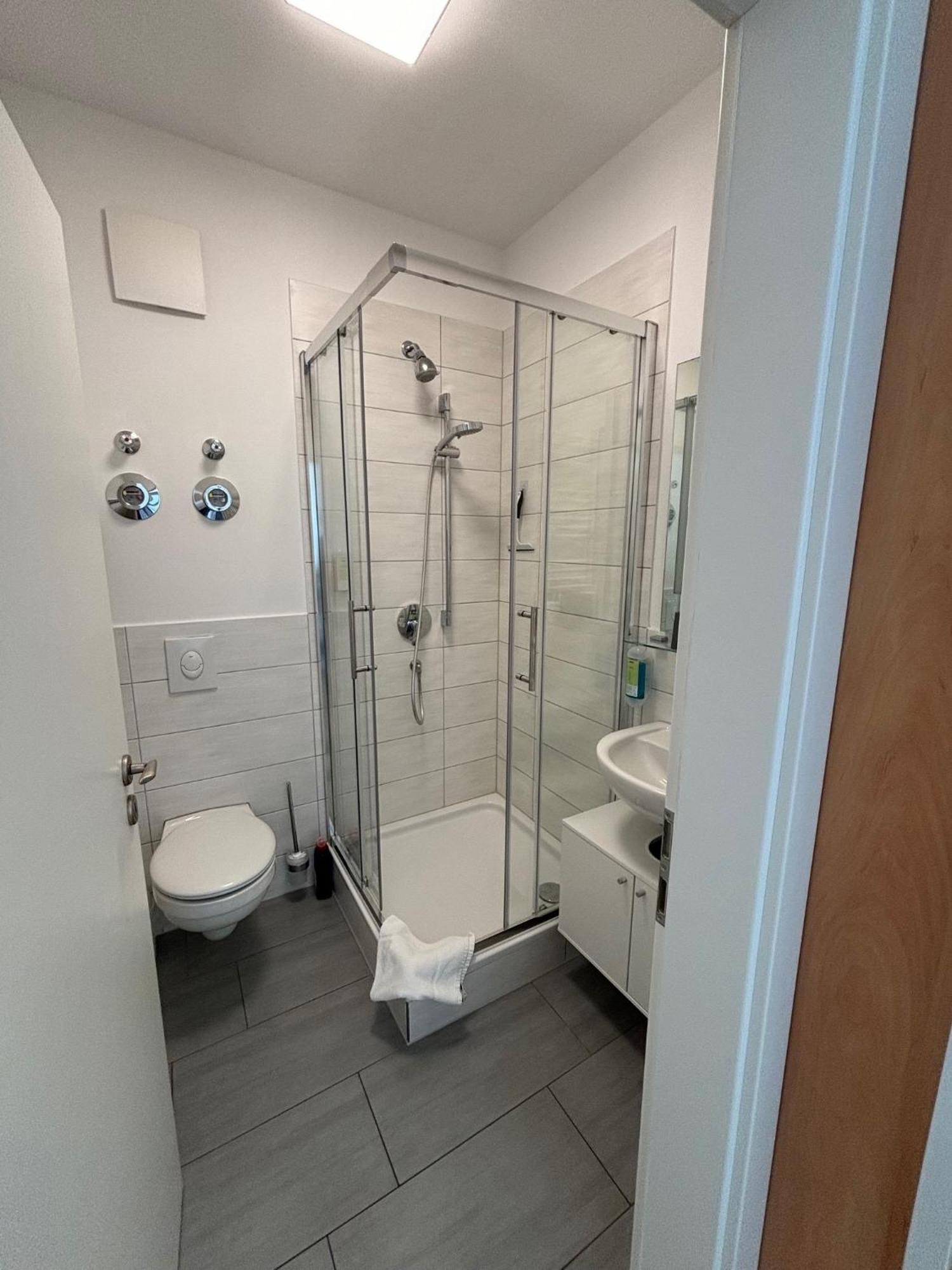 Einraumapartment Im Erdgeschoss Mit Seeblick Rheinsberg Εξωτερικό φωτογραφία